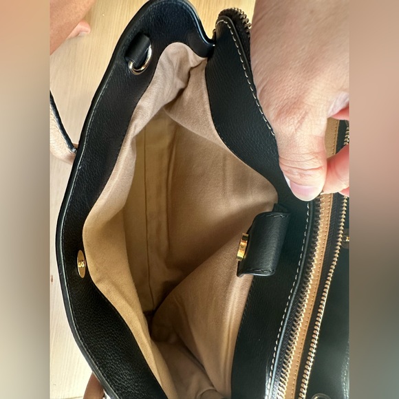 NWOT Aubrey London Forsythe lambskin satchel with detachable crossbody strap - Picture 11 of 14